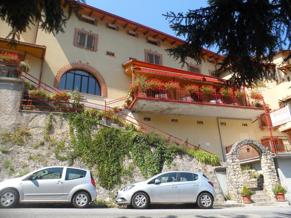 Grotta Dei Colombi Otel Scanno Dış mekan fotoğraf